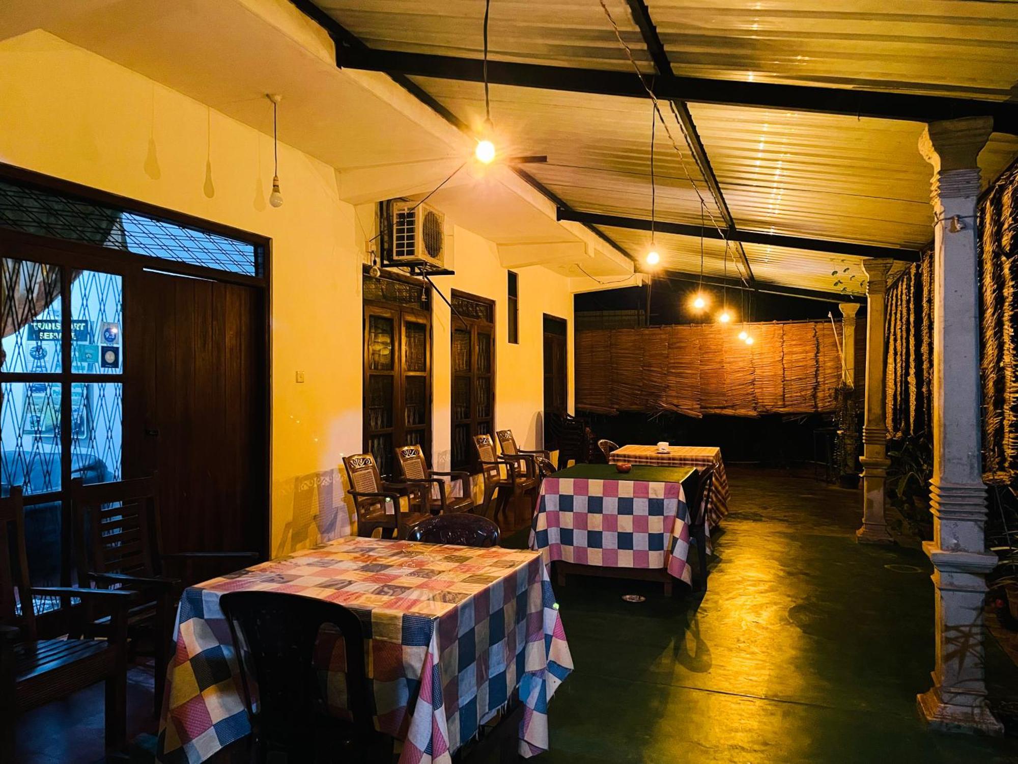 Pawana Rest Hotel Dambulla Exterior foto